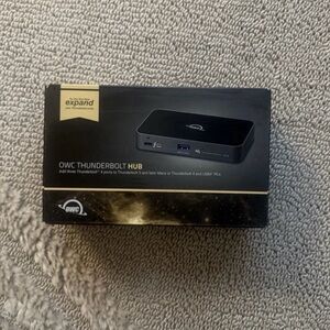 Thunderbolt Hub - Black